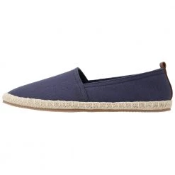 Offres 😀 Bon Rapport Coût-Efficacité Pier One RENA ESPADRILLE UNISEX - Espadrilles chaussures basses rond 🛒 24 Offres 😀 Bon Rapport Coût-Efficacité Pier One RENA ESPADRILLE UNISEX - Espadrilles chaussures basses rond 🛒 -Pier One Soldes Magasin d03229d0f4b145ae82205c6e855c2084 2