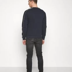 Tout neuf ✔️ Pier One Sweatshirt Vendre pulls et gilets col rond homme 🌟 -Pier One Soldes Magasin d20ffaad61fc49d0a56c0b1c650c6424