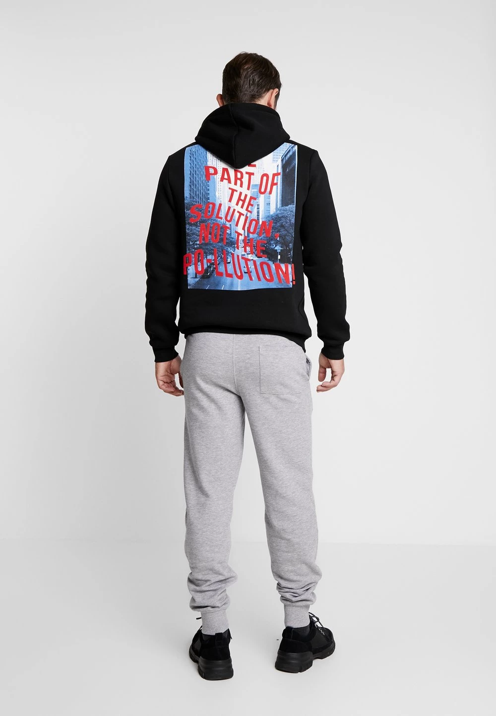 Meilleure affaire 🎉 Pier One 2 PACK - Pantalon de survêtement Prix Gelé pantalons normale homme 💯 5 Meilleure affaire 🎉 Pier One 2 PACK - Pantalon de survêtement Prix Gelé pantalons normale homme 💯 – Image 3