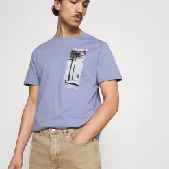 Meilleur prix 👏 Pier One Garantie De Qualité 100% T-shirt imprimé t-shirts col rond homme 🛒 14 Meilleur prix 👏 Pier One Garantie De Qualité 100% T-shirt imprimé t-shirts col rond homme 🛒 -Pier One Soldes Magasin d3cfcc7846094b028773976cfdaf07ad