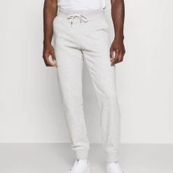 Meilleur prix 😀 Pier One Meilleur Prix Garanti 3 PACK - Pantalon de survêtement pantalons normale homme 😍 -Pier One Soldes Magasin d679c40ba0d14e65a4301cbba3b7065f