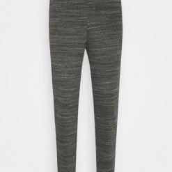Grosses soldes 🔔 Qualité Excellente Pier One Pantalon de survêtement pantalons normale homme 👏 -Pier One Soldes Magasin db1bdfcedca5471f9be5de3f816faeb4