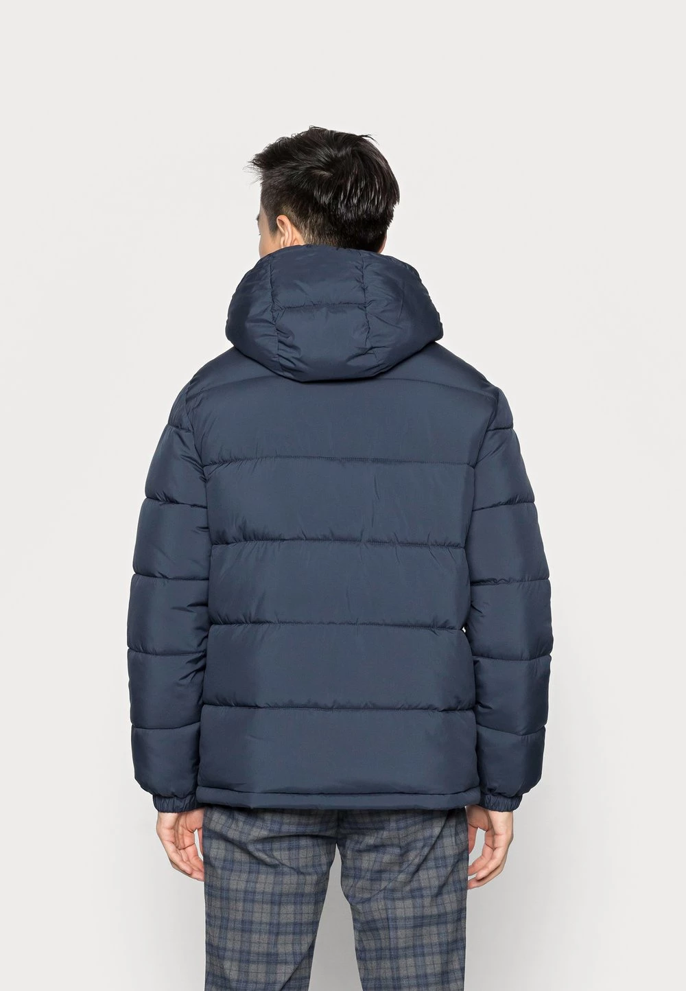 Grosses soldes ⌛ Produit de première qualité Pier One BASIC PUFFER JACKET WITH CONTRAST HOOD - Veste d'hiver vestes capuche homme 🔥 5 Grosses soldes ⌛ Produit de première qualité Pier One BASIC PUFFER JACKET WITH CONTRAST HOOD - Veste d'hiver vestes capuche homme 🔥 – Image 3