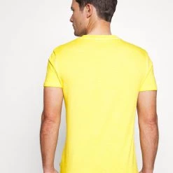 Grosses soldes ⌛ Qualité Fiable Pier One 3 PACK - T-shirt basique t-shirts col rond homme 😀 -Pier One Soldes Magasin dc185a617aff427bae4965bf1b15bf0f