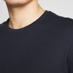 Vente flash 🔥 Pier One 2 PACK - T-shirt basique Prix Distinctifs t-shirts col rond homme ❤️ -Pier One Soldes Magasin de6827f8d2cf4a2c856d09a9d7f8109d