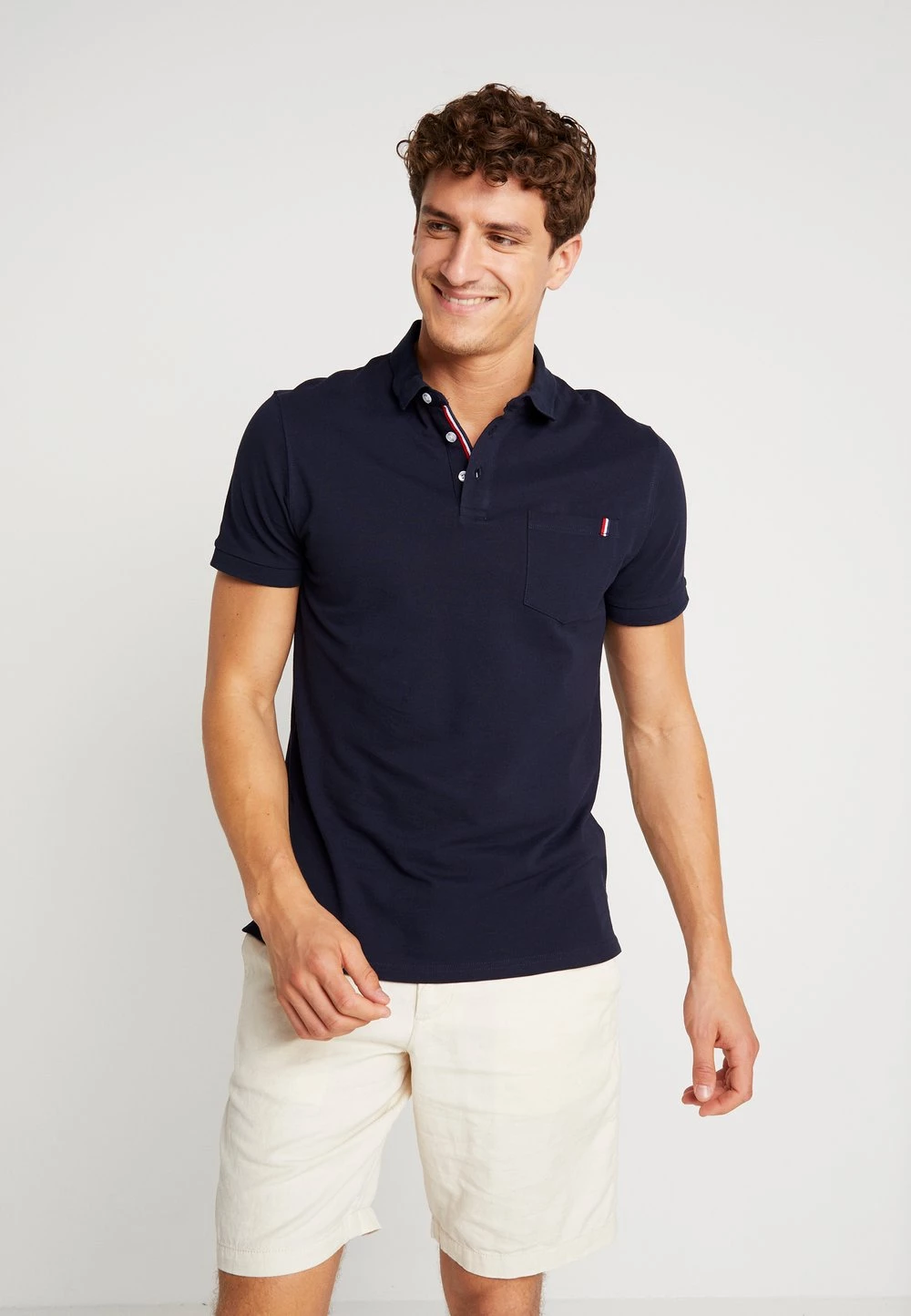 Sortie ⌛ Pier One Prix d’Amis Polo t-shirts col polo homme 🛒 3 Sortie ⌛ Pier One Prix d’Amis Polo t-shirts col polo homme 🛒