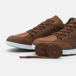 Vente flash ⌛ Pier One Discount En Ligne Baskets basses sneakers rond homme ❤️ -Pier One Soldes Magasin e248a564971e4a56935ce8bb72b00d84