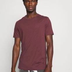 Budget 😀 Prix Gelé Pier One 3 PACK - T-shirt basique t-shirts col rond homme ✔️ -Pier One Soldes Magasin e267b847dba141e2a89f69b01af20072