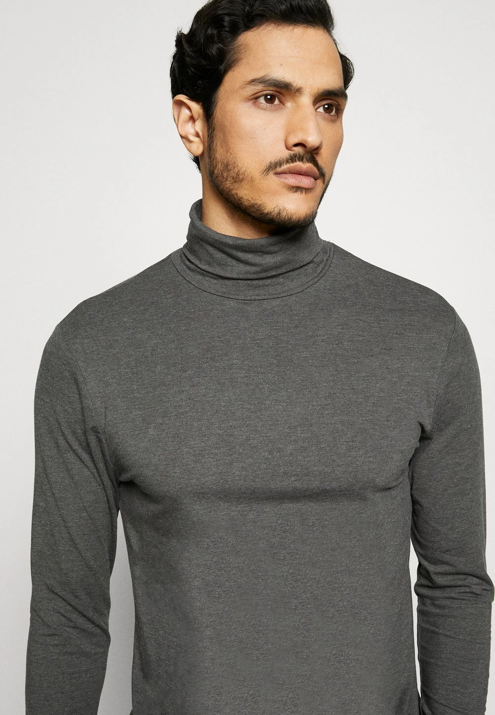 Offres 🛒 Pier One Prix Exclusifs T-shirt à manches longues t-shirts col roulé homme ✔️ 8 Offres 🛒 Pier One Prix Exclusifs T-shirt à manches longues t-shirts col roulé homme ✔️ – Image 6