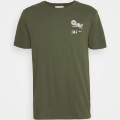 Bon marché ⭐ Pier One Prix Réduit T-shirt imprimé t-shirts col rond homme ❤️ -Pier One Soldes Magasin e68cbfa4dd754f74815eaab850aa1427