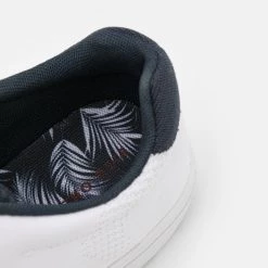 Les meilleures critiques de 💯 Pier One Baskets basses Prix Sympa sneakers rond homme ⭐ -Pier One Soldes Magasin e8219153cdcb42ed9044d37d44838c67