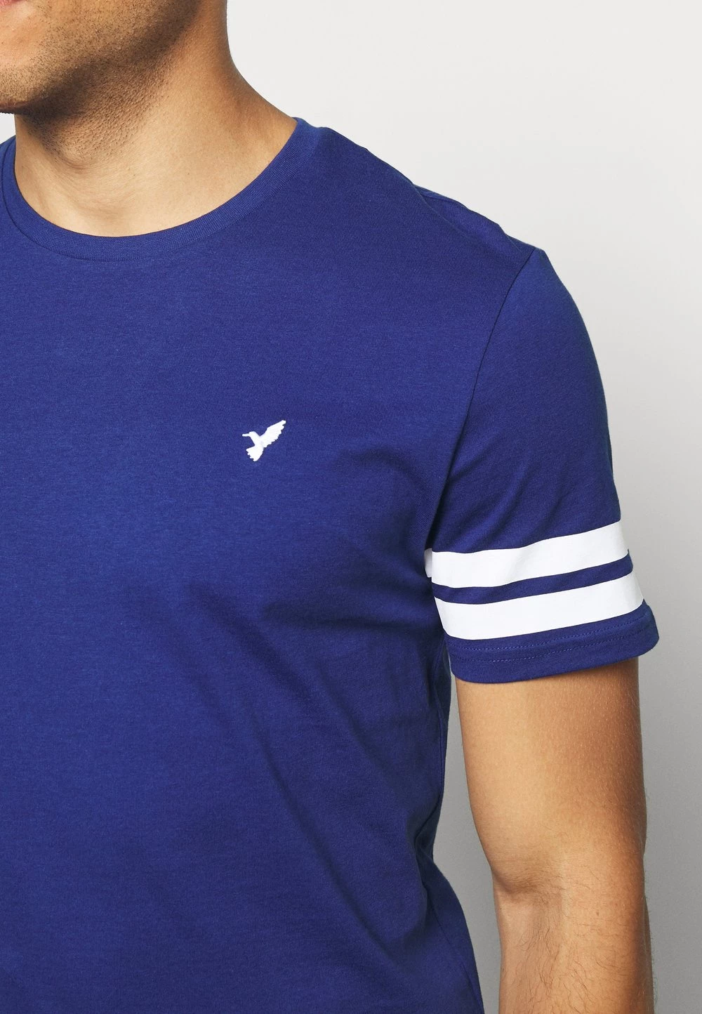 Meilleur prix 🛒 Pier One Pas Cher T-shirt imprimé t-shirts col rond homme 🤩 8 Meilleur prix 🛒 Pier One Pas Cher T-shirt imprimé t-shirts col rond homme 🤩 – Image 6