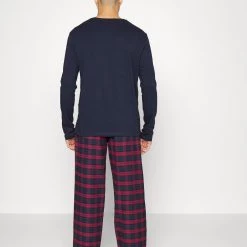 Les meilleures critiques de 🔥 Pier One Prix Préférentiel Pyjama pyjamas normale homme ❤️ -Pier One Soldes Magasin edf9368d17114e65859399b2a3ccaa92