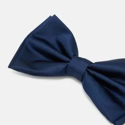 Grosses soldes 🎉 Pier One Noeud papillon Soldes cravates et accessoires de costume couleur unie homme 🎉 9 Grosses soldes 🎉 Pier One Noeud papillon Soldes cravates et accessoires de costume couleur unie homme 🎉 -Pier One Soldes Magasin ee7d2bdad1fb4885a668f320a03122f5