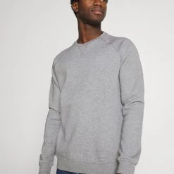 Bon marché 👍 Pier One Prix Affortable 3 PACK - Sweatshirt sweats & hoodies col rond homme ✔️ -Pier One Soldes Magasin f0211c1816ed4647bcf0610382b82d81