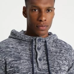 Les meilleures critiques de ❤️ Pier One Prix Raisonnable Sweat à capuche pulls & gilets homme ✔️ -Pier One Soldes Magasin f6ceb6e889ea4c27b9a22541d375850b