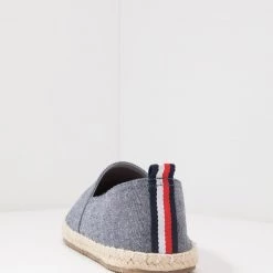 Meilleure affaire 🌟 Pier One 50% Off De Vente UNISEX - Espadrilles chaussures basses rond 🤩 -Pier One Soldes Magasin f82abf9748144240a63690b545b4344d