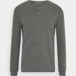 Remise 🛒 Prix Gelé Pier One LOUNGE HENLEY TOP - Haut de pyjama pyjamas col tunisien homme 🎁 -Pier One Soldes Magasin fe0951d362bb4bbc838cc787a0207020