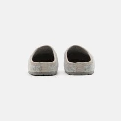 Sortie 💯 Qualité Garantie Pier One UNISEX - Chaussons rond homme 👏 -Pier One Soldes Magasin ff8d84a7a90c46e398cc846c51f6d3aa